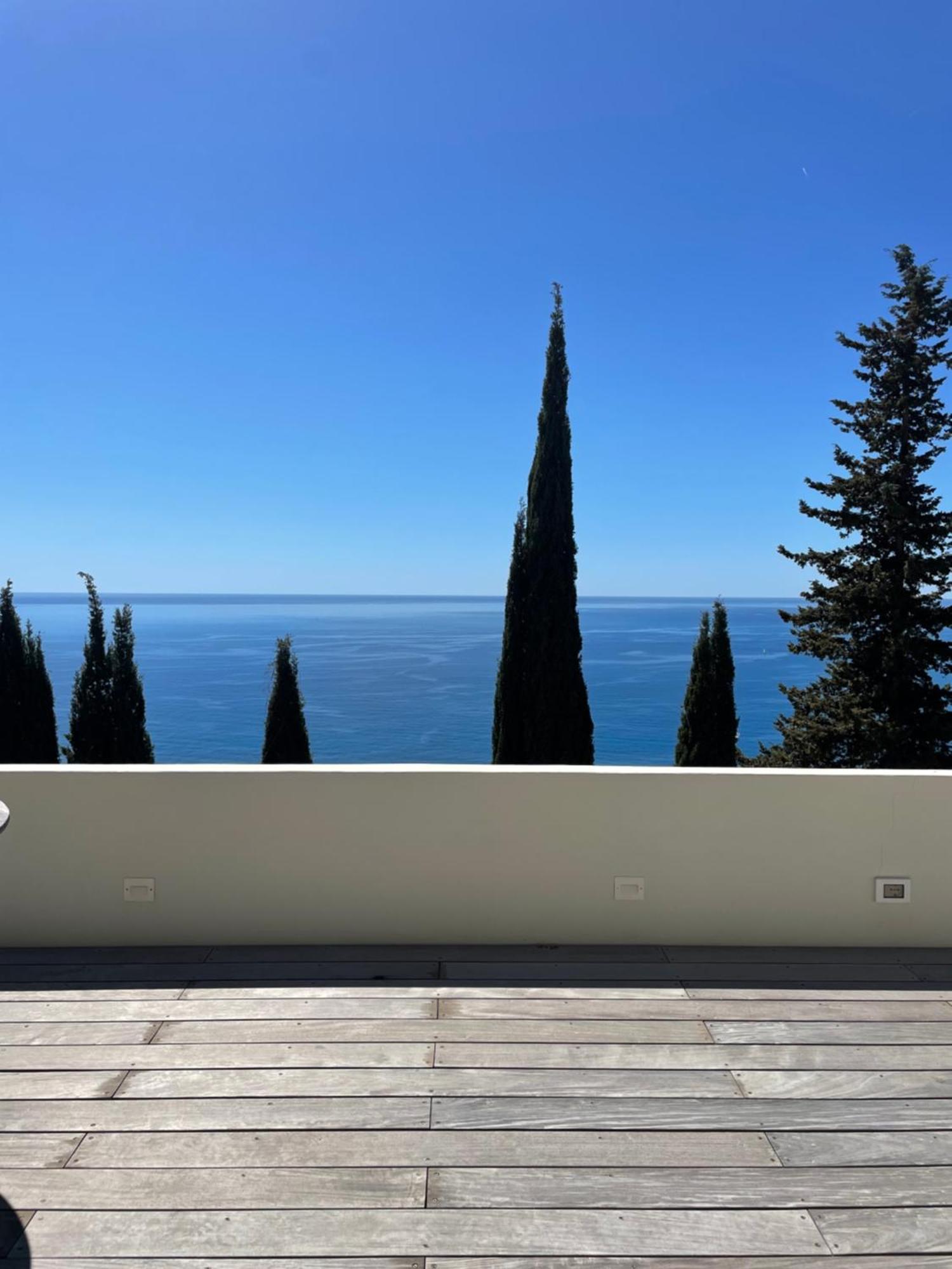 Modern Seaview Villa With Pool Above Monaco グリマルディ エクステリア 写真